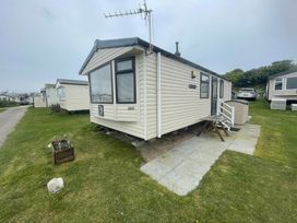 Harlyn Sands - Holiday Accommodation 17421 - Cornwall - 1186309 - thumbnail photo 1