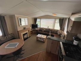 Harlyn Sands - Holiday Accommodation 17421 - Cornwall - 1186309 - thumbnail photo 5