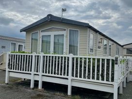 Millers Cottage Caravan Park - Holiday Accommodation 17441 - North Wales - 1186320 - thumbnail photo 13
