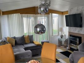 Millers Cottage Caravan Park - Holiday Accommodation 17441 - North Wales - 1186320 - thumbnail photo 14