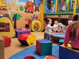 Golden Palm Resort - Holiday Accommodation 17445 - Lincolnshire - 1186321 - thumbnail photo 7