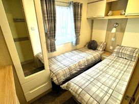 Palins Holiday Park - Holiday Accommodation 17465 - North Wales - 1186331 - thumbnail photo 8
