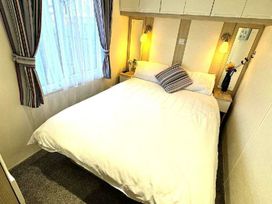 Palins Holiday Park - Holiday Accommodation 17465 - North Wales - 1186331 - thumbnail photo 10