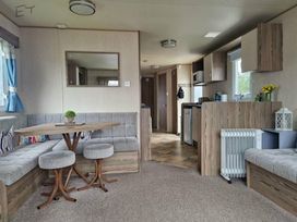 Hafan y Mor Haven - Holiday Accommodation 17472 - North Wales - 1186334 - thumbnail photo 4