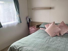 Primrose Valley Holiday Park - Holiday Accommodation 17479 - North Yorkshire (incl. Whitby) - 1186335 - thumbnail photo 8