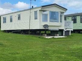 Thornwick Bay Holiday Village - Holiday Accommodation 17496 - North Yorkshire (incl. Whitby) - 1186339 - thumbnail photo 10