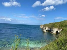 Thornwick Bay Holiday Village - Holiday Accommodation 17496 - North Yorkshire (incl. Whitby) - 1186339 - thumbnail photo 12