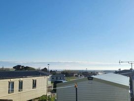 Thornwick Bay Holiday Village - Holiday Accommodation 17496 - North Yorkshire (incl. Whitby) - 1186339 - thumbnail photo 17