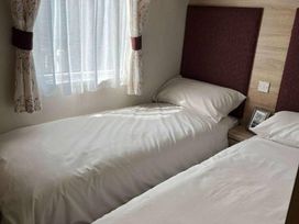Hoburne Bashley - Holiday Accommodation 17505 - Hampshire - 1186342 - thumbnail photo 7