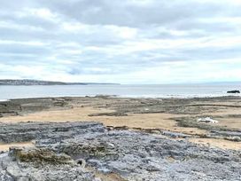 Trecco Bay - Holiday Accommodation 17508 - Somerset & Wiltshire - 1186343 - thumbnail photo 14