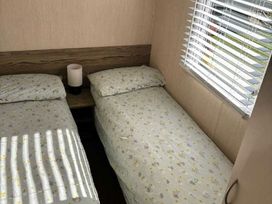 Greenacres Holiday Park - Holiday Accommodation 17517 - North Wales - 1186346 - thumbnail photo 3