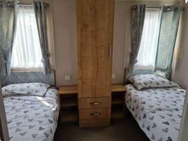 Tattershall Lakes Country Park - Holiday Accommodation 17518 - Lincolnshire - 1186347 - thumbnail photo 7