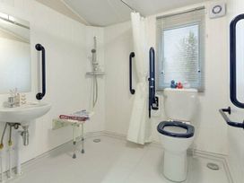 Tattershall Lakes Country Park - Holiday Accommodation 17518 - Lincolnshire - 1186347 - thumbnail photo 10