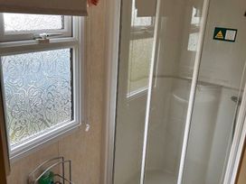 Marton Mere Holiday Village - Holiday Accommodation 17521 - Lake District - 1186349 - thumbnail photo 3