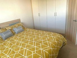 Silver Sands Holiday Park - Holiday Accommodation 17552 - Scottish Lowlands - 1186354 - thumbnail photo 9