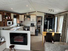 Kiln Park Holiday Park - Holiday Accommodation 17553 - South Wales - 1186355 - thumbnail photo 2
