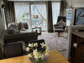 Kiln Park Holiday Park - Holiday Accommodation 17553 - South Wales - 1186355 - thumbnail photo 3