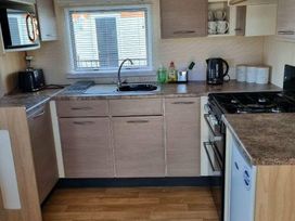 Happy Days Caravan Park - Holiday Accommodation 17569 - North Wales - 1186360 - thumbnail photo 3