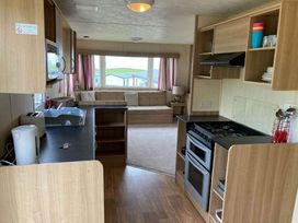 Thornwick Bay Holiday Village - Holiday Accommodation 17576 - North Yorkshire (incl. Whitby) - 1186362 - thumbnail photo 12