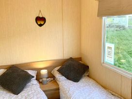 Thornwick Bay Holiday Village - Holiday Accommodation 17576 - North Yorkshire (incl. Whitby) - 1186362 - thumbnail photo 16