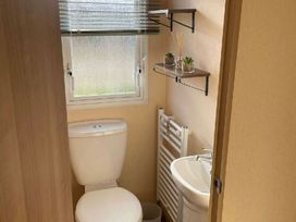 Golden Palm Resort - Holiday Accommodation 17588 - Lincolnshire - 1186364 - thumbnail photo 10