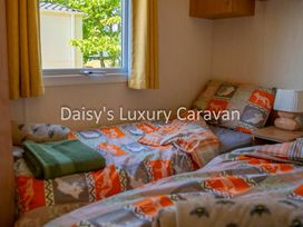 Tattershall Lakes Country Park - Holiday Accommodation 17599 - Lincolnshire - 1186366 - thumbnail photo 6