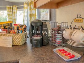 Tattershall Lakes Country Park - Holiday Accommodation 17599 - Lincolnshire - 1186366 - thumbnail photo 8