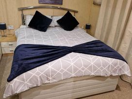 Cayton Bay Caravan Park - Holiday Accommodation 17608 - North Yorkshire (incl. Whitby) - 1186369 - thumbnail photo 8