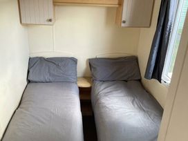 Lyons Sunnysands Holiday Park - Holiday Accommodation 17625 - Mid Wales - 1186374 - thumbnail photo 5