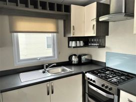 Rockley Park - Holiday Accommodation 1763 - Dorset - 1186376 - thumbnail photo 4