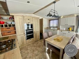Waterside Leisure Park - Holiday Accommodation 17631 - Lincolnshire - 1186377 - thumbnail photo 4