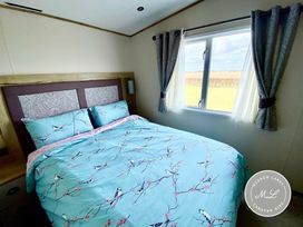 Waterside Leisure Park - Holiday Accommodation 17631 - Lincolnshire - 1186377 - thumbnail photo 5