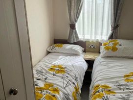 Waterside Leisure Park - Holiday Accommodation 17631 - Lincolnshire - 1186377 - thumbnail photo 7