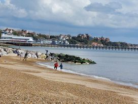 Felixstowe Beach Holiday Park - Holiday Accommodation 17635 - Suffolk & Essex - 1186378 - thumbnail photo 4