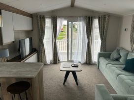 Thornwick Bay Holiday Village - Holiday Accommodation 17647 - North Yorkshire (incl. Whitby) - 1186382 - thumbnail photo 3