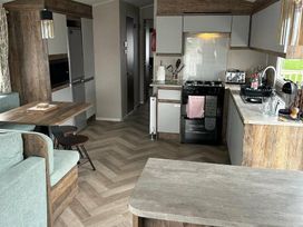 Thornwick Bay Holiday Village - Holiday Accommodation 17647 - North Yorkshire (incl. Whitby) - 1186382 - thumbnail photo 7