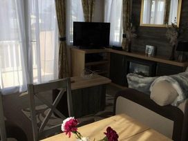 Seashore Holiday Park - Holiday Accommodation 1765 - Norfolk - 1186383 - thumbnail photo 4