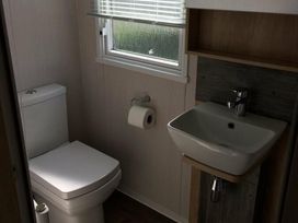 Seashore Holiday Park - Holiday Accommodation 1765 - Norfolk - 1186383 - thumbnail photo 10