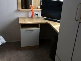 Seashore Holiday Park - Holiday Accommodation 17656 - Norfolk - 1186386 - thumbnail photo 4