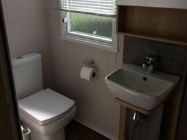Seashore Holiday Park - Holiday Accommodation 17656 - Norfolk - 1186386 - thumbnail photo 6