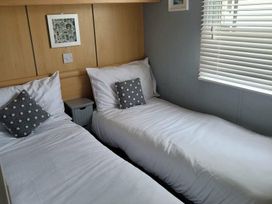 Golden Palm Resort - Holiday Accommodation 17664 - Lincolnshire - 1186388 - thumbnail photo 5