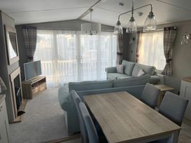 Seashore Holiday Park - Holiday Accommodation 17669 - Norfolk - 1186389 - thumbnail photo 7