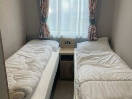 Seashore Holiday Park - Holiday Accommodation 17669 - Norfolk - 1186389 - thumbnail photo 10