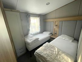 Seashore Holiday Park - Holiday Accommodation 17669 - Norfolk - 1186389 - thumbnail photo 15
