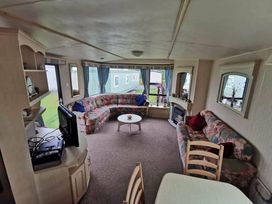 Clarach Bay Holiday Village - Holiday Accommodation 17675 - Mid Wales - 1186390 - thumbnail photo 10