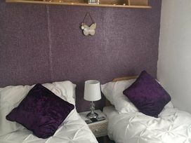 Lido Beach Holiday Park - Holiday Accommodation 17677 - North Wales - 1186391 - thumbnail photo 5
