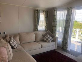 Waterside, Paignton - Holiday Accommodation 17680 - Devon - 1186394 - thumbnail photo 8