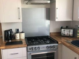 Waterside, Paignton - Holiday Accommodation 17680 - Devon - 1186394 - thumbnail photo 13