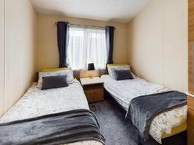 Tattershall Lakes Country Park - Holiday Accommodation 17694 - Lincolnshire - 1186396 - thumbnail photo 5
