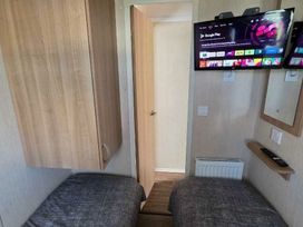 Hafan y Mor Haven - Holiday Accommodation 17704 - North Wales - 1186399 - thumbnail photo 6